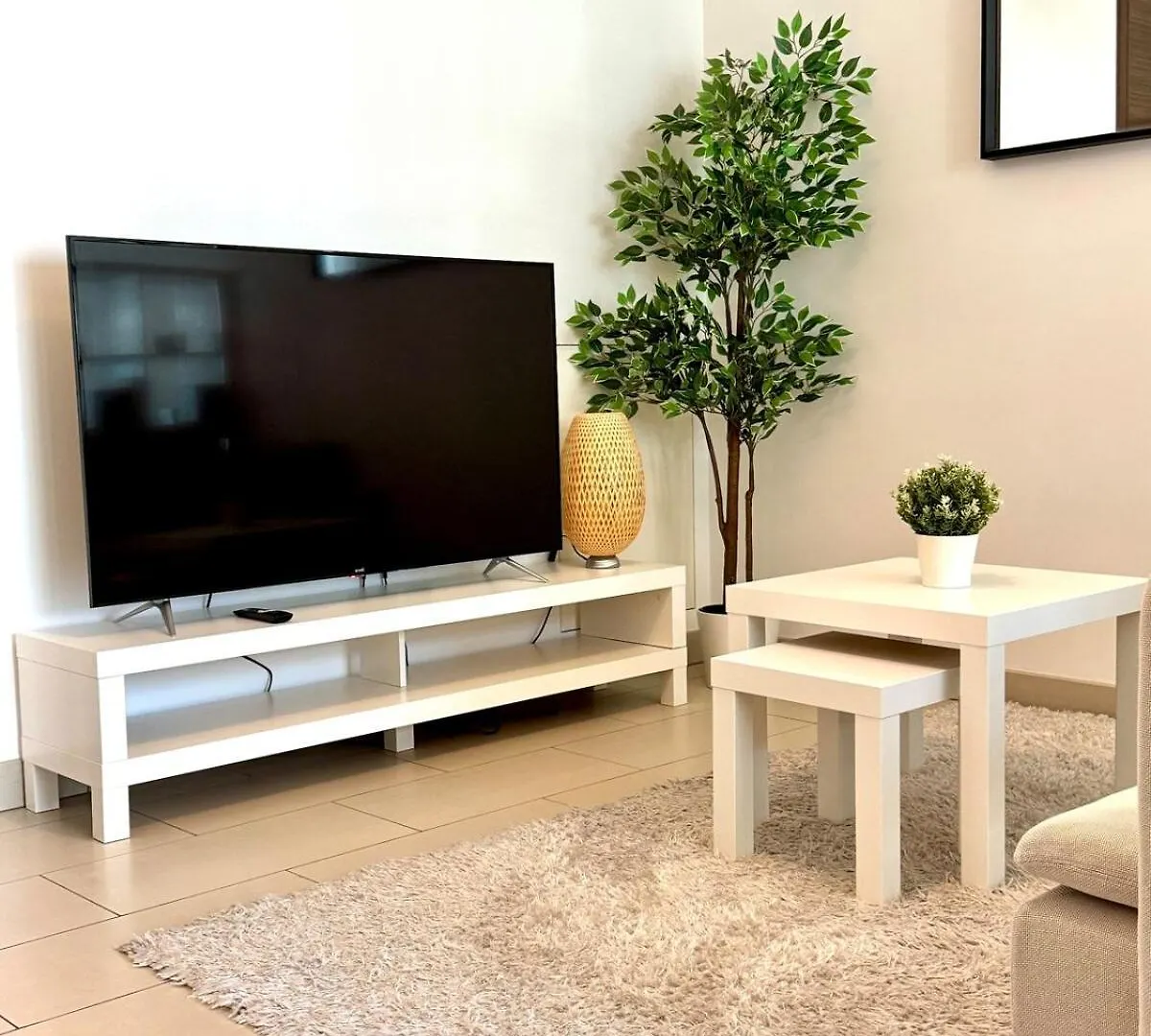 Apartment Modern And Spacious Studio Near Burj Khalifa Dubai